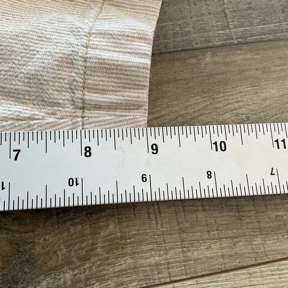 Tommy Bahama 9” Linen Blend Shorts Men’s 40 Tan Micro Striped - Picture 6 of 8